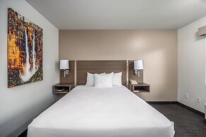 St. George Inn & Suites