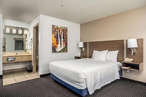 St. George Inn & Suites