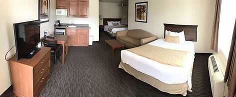 St. George Inn & Suites