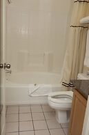 St. George Inn & Suites