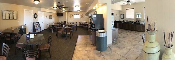 St. George Inn & Suites