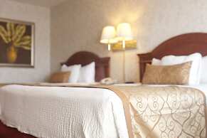 St. George Inn & Suites