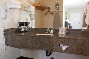 St. George Inn & Suites