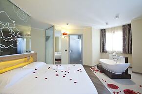 Harmony Suite Hotel
