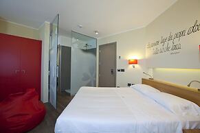 Harmony Suite Hotel
