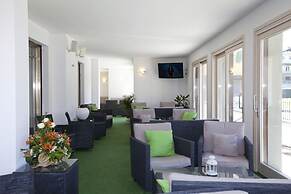Harmony Suite Hotel