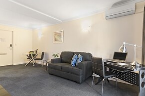The Peninsula Riverside Serviced Apartments