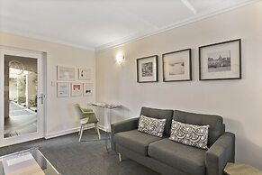 The Peninsula Riverside Serviced Apartments