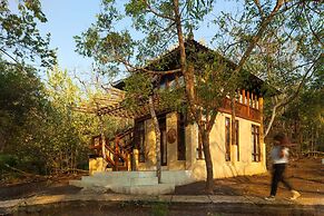 NusaBay Menjangan by WHM