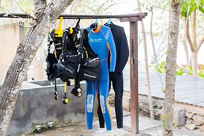 NusaBay Menjangan by WHM