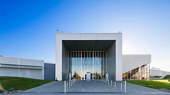 Holiday Inn Express & Suites Everett by IHG