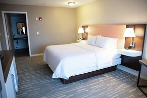 Hampton Inn & Suites Fresno