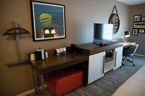 Hampton Inn & Suites Fresno
