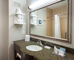 Hampton Inn & Suites Texarkana