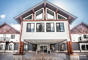 Basecamp Lodge Canmore