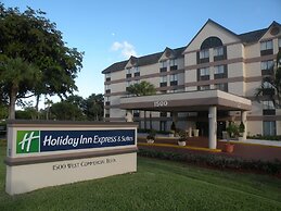 Holiday Inn Express & Suites Ft. Lauderdale N - Exec Airport, an IHG H