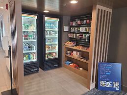 Holiday Inn Express & Suites Ft. Lauderdale N - Exec Airport by IHG