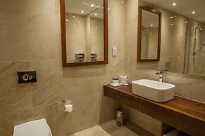 Westport Woods Hotel & Spa