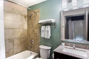 Clarion Inn & Suites Atlanta Downtown