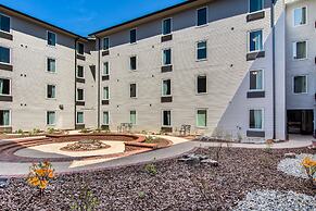 Clarion Inn & Suites Atlanta Downtown