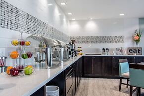 Clarion Inn & Suites Atlanta Downtown