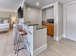 Henlopen Oceanfront Hotel