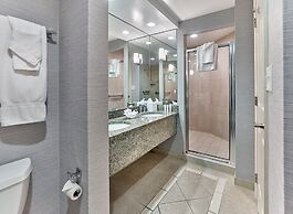 Henlopen Oceanfront Hotel