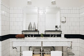 Chicago Athletic Association, a Hyatt Hotel