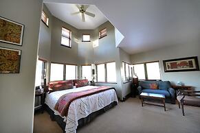 Frisco Inn on Galena Street