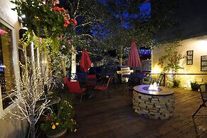 Frisco Inn on Galena Street