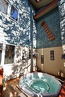 Frisco Inn on Galena Street