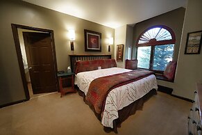 Frisco Inn on Galena Street