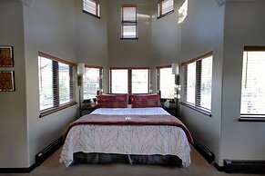 Frisco Inn on Galena Street