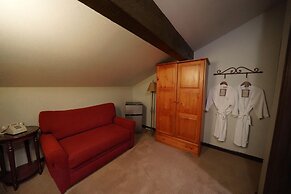 Frisco Inn on Galena Street