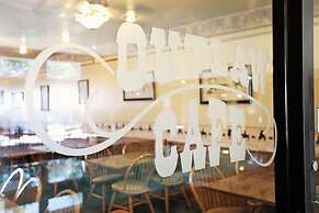 National 9 Inn Wellington