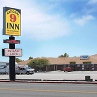 National 9 Inn Wellington