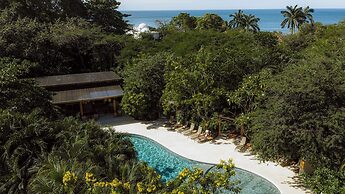 Cala Luna Boutique Hotel & Villas