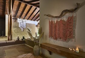 Cala Luna Boutique Hotel & Villas