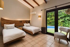 Cala Luna Boutique Hotel & Villas
