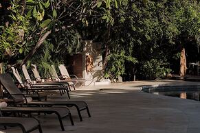 Cala Luna Boutique Hotel & Villas