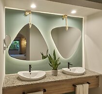 Cala Luna Boutique Hotel & Villas