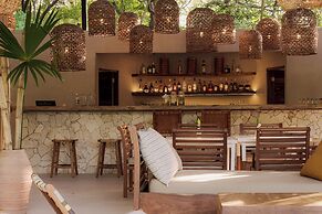 Cala Luna Boutique Hotel & Villas