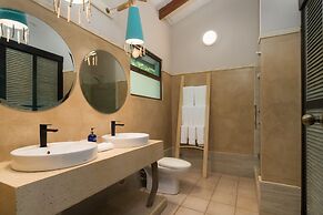 Cala Luna Boutique Hotel & Villas