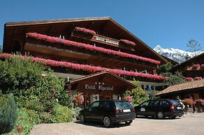 Hotel Alpenhof