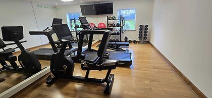 Holiday Inn Bristol Airport by IHG