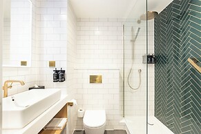 Holiday Inn Bristol Airport by IHG