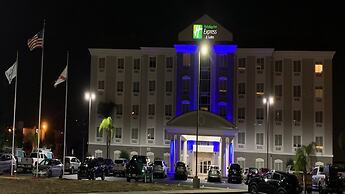 Holiday Inn Express Hotel & Suites Orlando South-Davenport by IHG