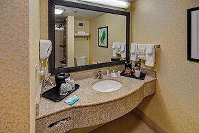 Stones River Inn & Suites