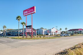 OYO Hotel Rosenberg TX I-69