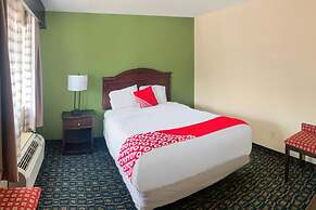 OYO Hotel Rosenberg TX I-69